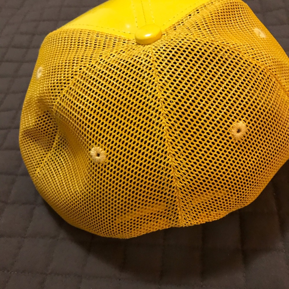 Yellow hat - Picture 2 of 3